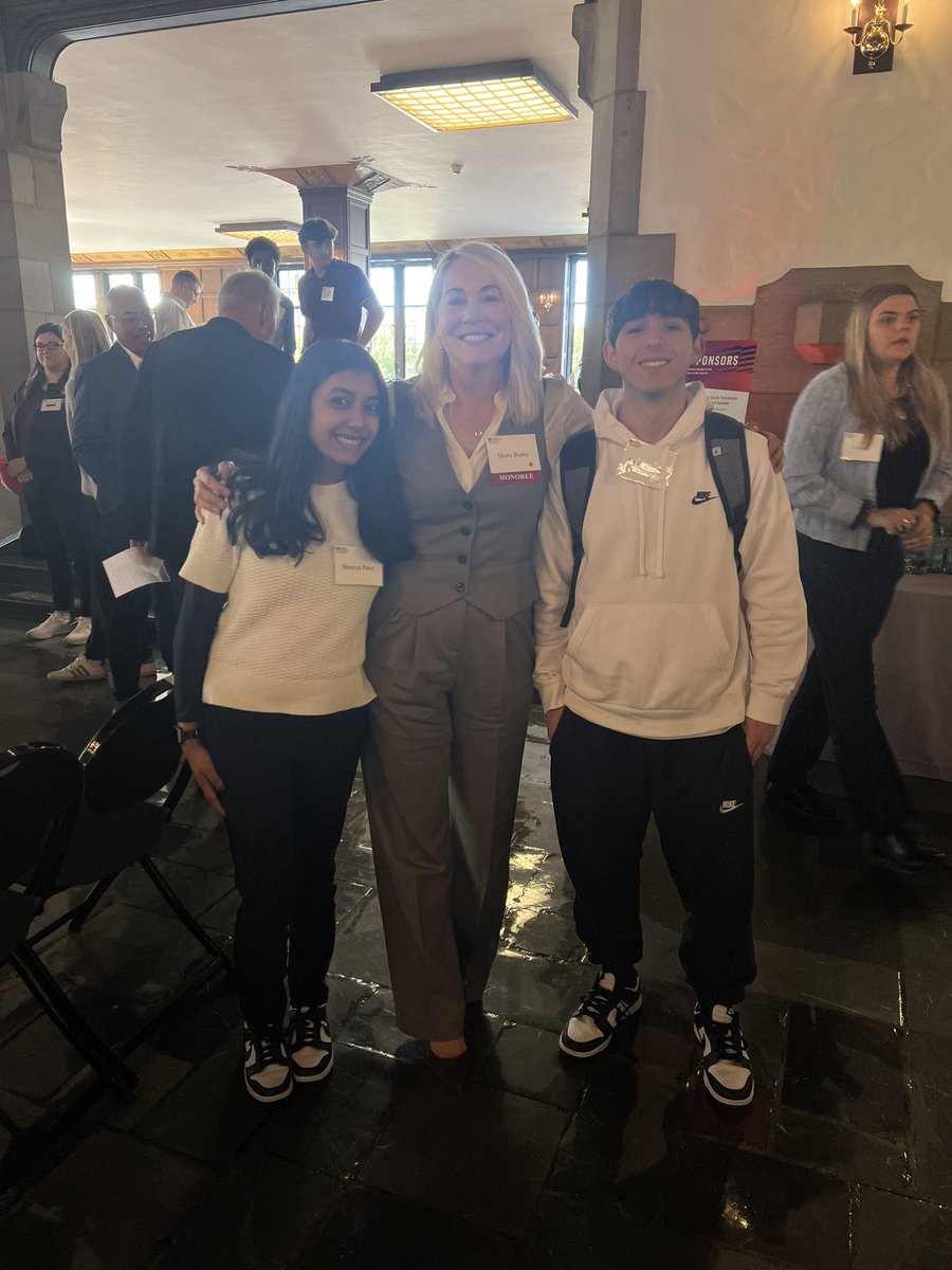 jacob_moreno_'s tweet photo. Had a chance to meet one of the best in the industry earlier today, thank you @heydbππΌ https://t.co/Wlsl7ypkAy