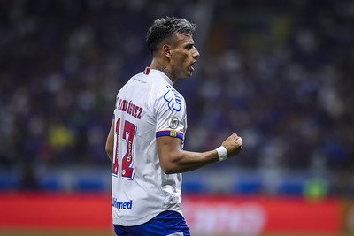 O homem já tem que ser titular pro próximo jogo.