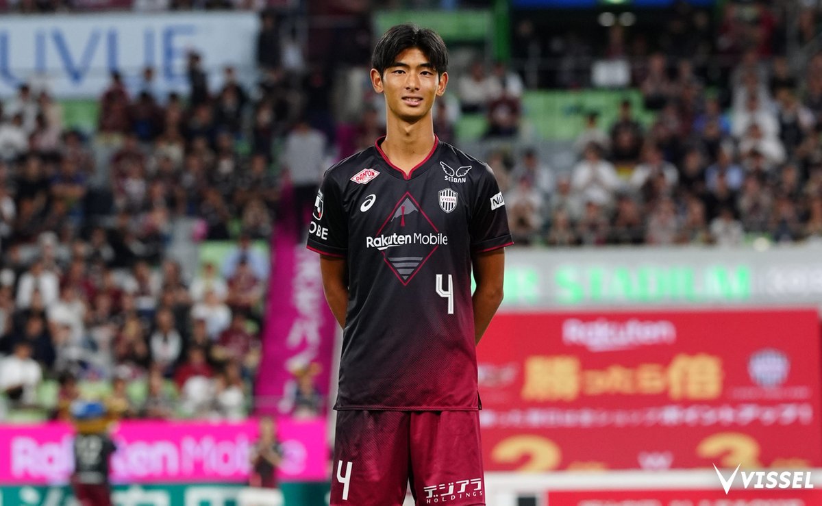 visselkobe's tweet photo. 昨日のハーフタイムに、2025シーズンよりトップチームへの昇格が決まったヴィッセル神戸U-18のDF山田海斗選手がファン・サポーターの皆さまへご挨拶しました！✨

#visselkobe #ヴィッセル神戸 https://t.co/vOyJa7NIpA