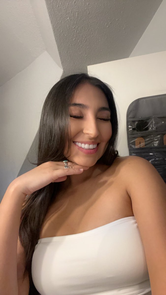 Not in scrubs? Rare occurrence 🍸