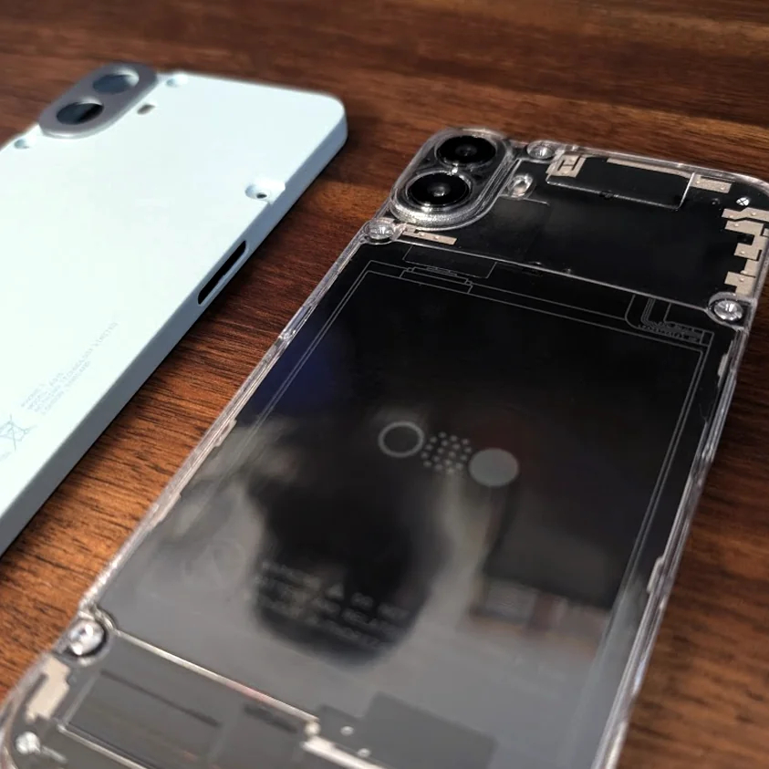 NothingNewsroom's tweet image. A Fan u/cruz- shared his Custom Printed Transparent Case for the CMF Phone 1 on Reddit, which looks sleek! 🔥
Check out the 3D printed model here: cults3d.com/en/3d-model/ga…
What do you think of custom phone cases? 😎
#CMFPhone1 #3DPrinting #TechDesign #CMFbyNothing #CMFPhone