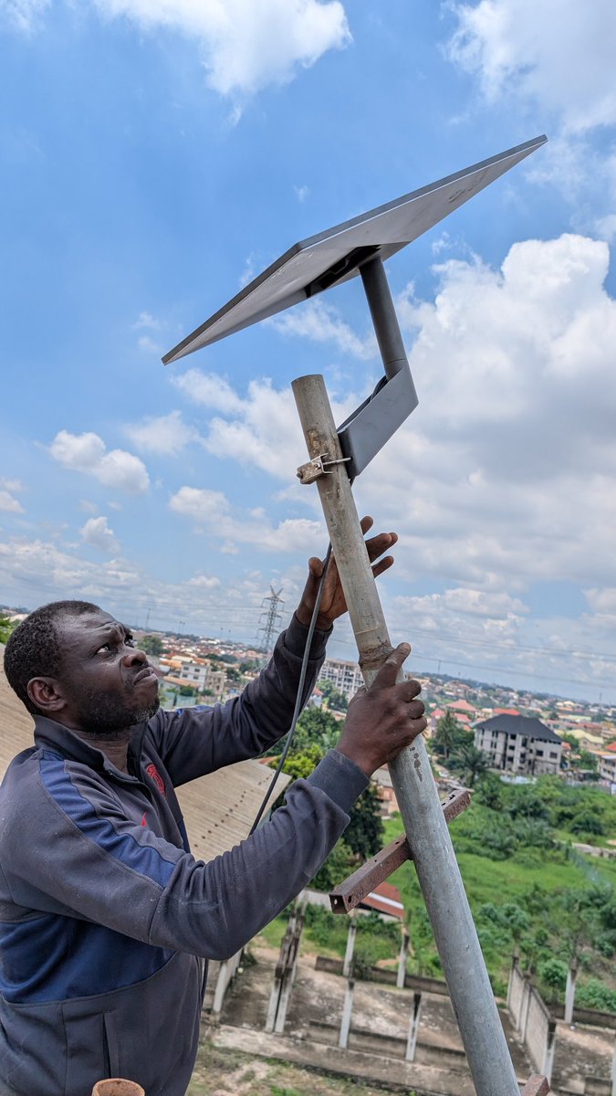 NateRCurtis's tweet photo. I want to give a big thank you to @SpaceX for providing @Starlink to Ghana! Recently, I traveled there with a Starlink kit for the Ghana Bible College, who were ecstatic to receive it. Starlink will provide reliable internet access, enabling students to connect with the world, enhance their studies, and access online resources.