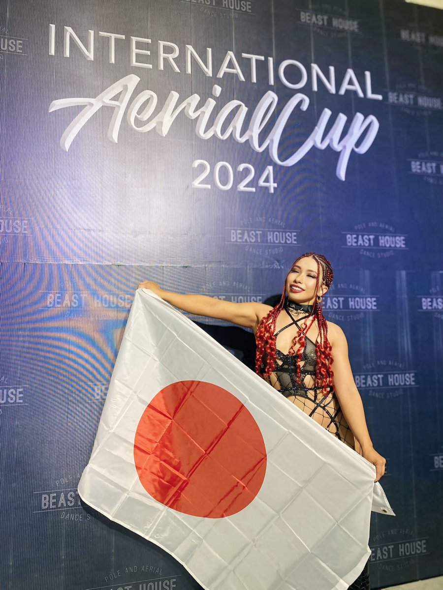 downyuki1's tweet photo. マニラで大会出場してました！また頑張ります！！🇵🇭
この大会はエアリアルもあってほんとーにレベルが高くてサーカス見にきてる気分でした🥺✨✨ https://t.co/LXqvoKjFGG
