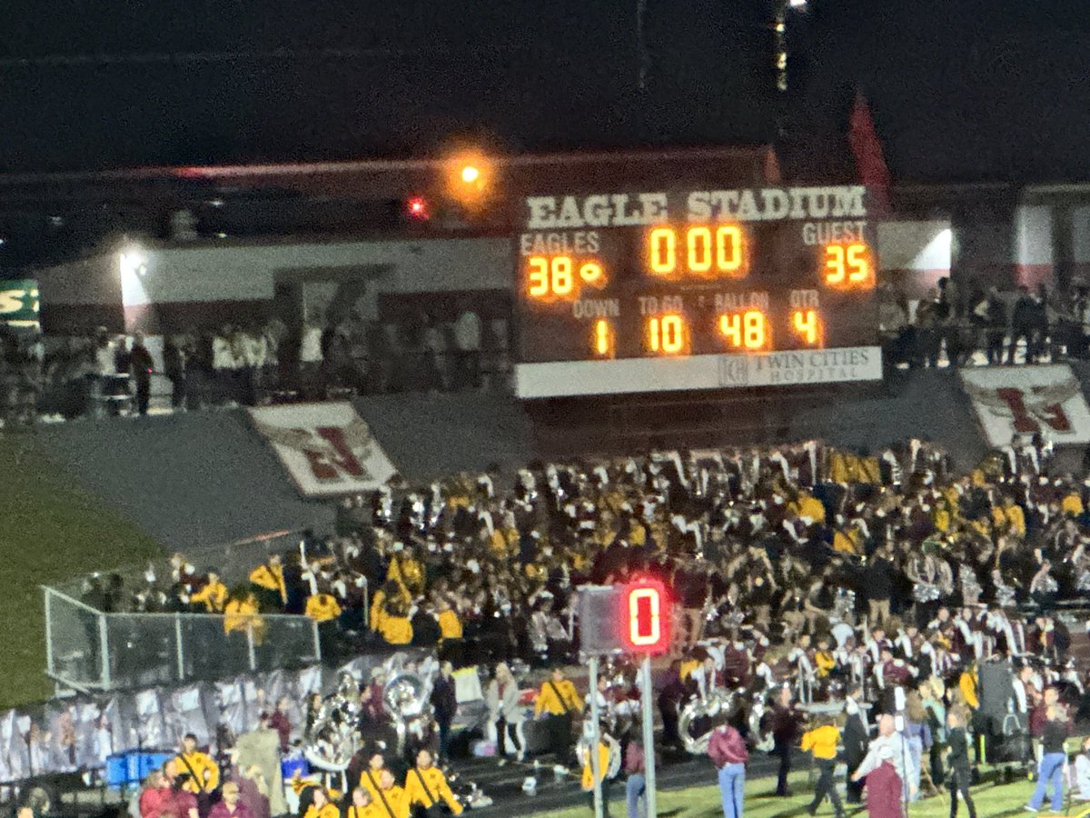 FINAL <a href="/Niceville_FB/">Niceville Football</a> 38-35 over Lincoln.  <a href="/SethSnwfdn/">Seth Stringer</a> <a href="/PaulaMims22/">Paula Mims</a> <a href="/WEARDanShugart/">Dan Shugart</a> <a href="/FlaHSFootball/">FloridaHSFootball.com</a> <a href="/FLgridironpreps/">Florida Gridiron Preps</a> <a href="/MidBayNews/">Mid Bay News</a> <a href="/AD_Nice3/">Adron Robinson</a> <a href="/NicevilleEagles/">Niceville Eagle Athletics (ESPI)</a> <a href="/NHSEagles1/">Charlie Marello</a>