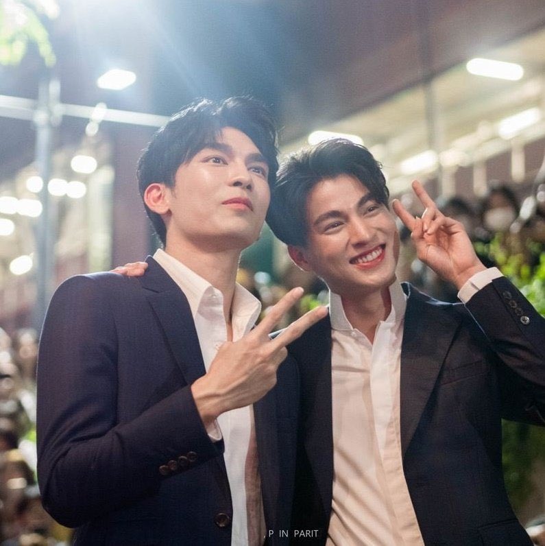Thip02MG's tweet photo. สวัสดีวันเสาร์ พบเจอแต่สิ่งดีๆ มีความสุขทุกวัน สุขภาพแข็งแรง การงานราบรื่นทุกสิ่ง ปลอดภัยทุกย่างก้าว โชคดีมีชัย เฮงๆรวยๆ

Gulf Mewning ☀️🌻

@MSuppasit 
@gulfkanawut
#GulfKanawut
#MewSuppasit
#หวานใจมิวกลัฟ https://t.co/oKQwRwaSoZ