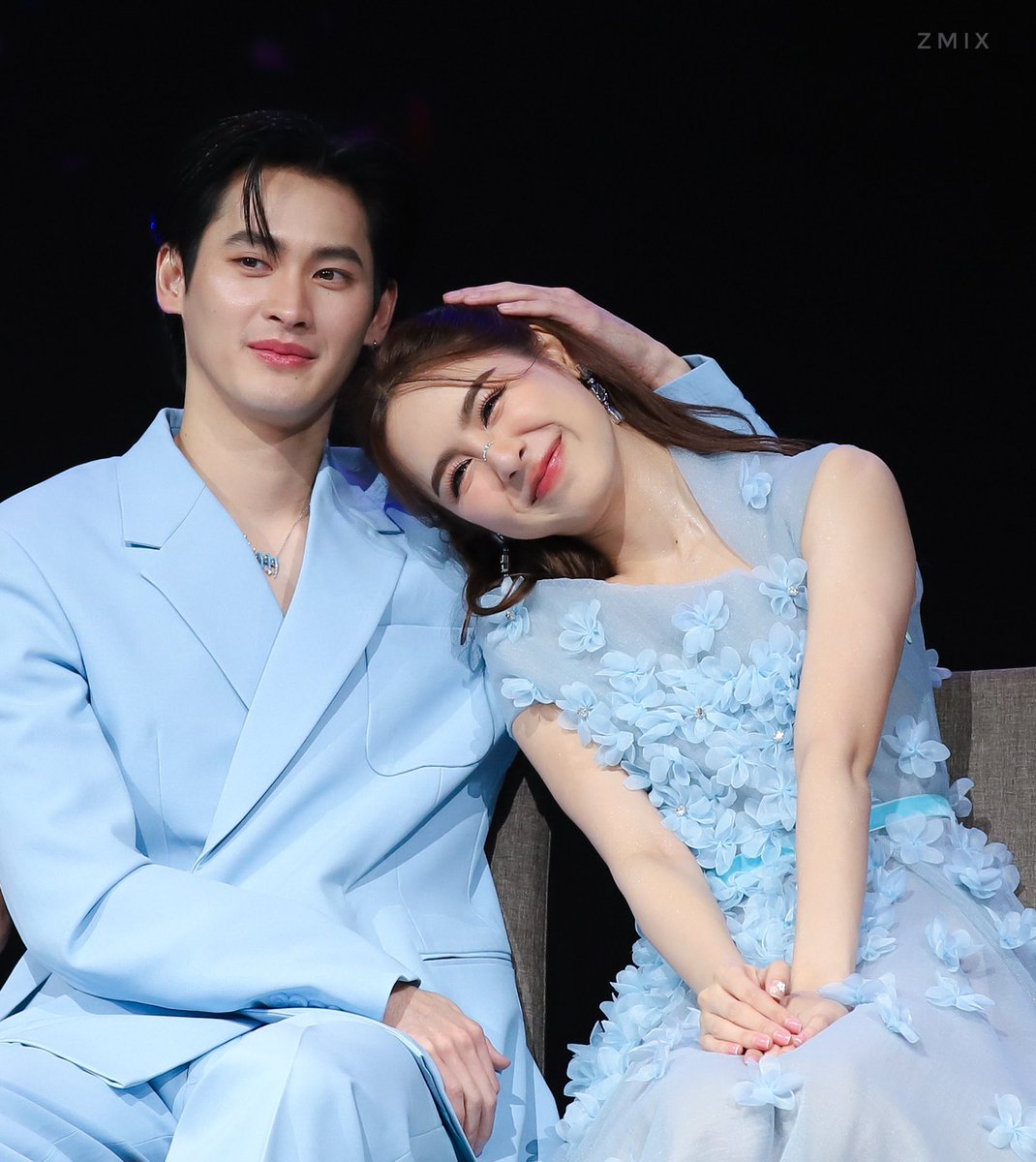 zmixgallery's tweet photo. [181024]หวานเจี๊ยบบบบ

KAOPP 1ST FAN MEETING
#KaoPP_RetroParty2024
#number_9th
#punpreedee
#เก้าพีพี https://t.co/4VrLmOIOI1