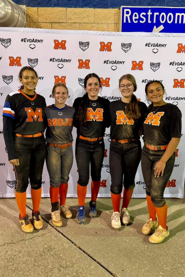 Fall Mojo Organizational Workout...Wish we had the entire crew together tonight, but these girls got better and had some fun.