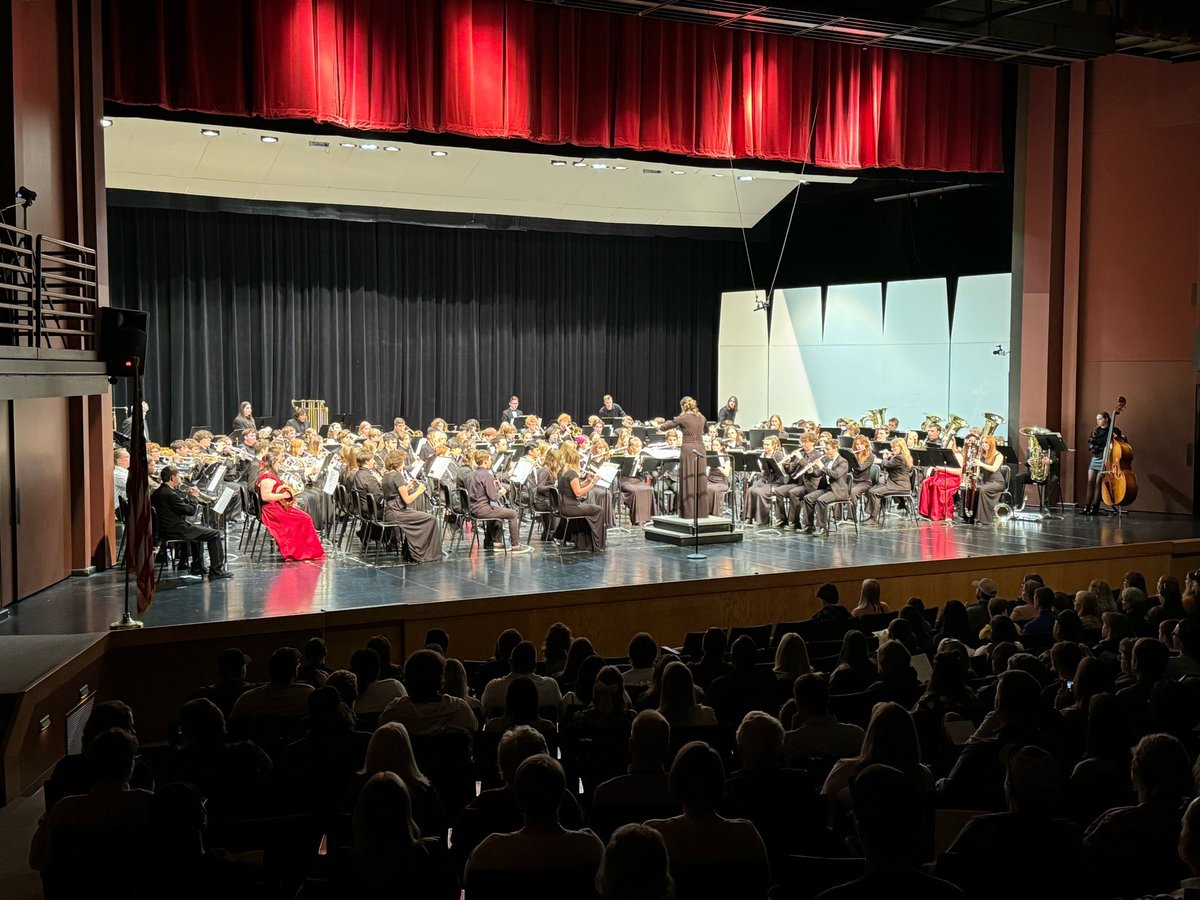 GFPSMusicandArt's tweet photo. 2024 All-State Band under the direction of Dr. Patricia Cornett. Such fun literature from this group! I really liked the Steam Punk Suite. https://t.co/xIKr3MIFDO