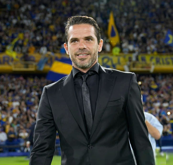 No puedo, hoy debuta él, hoy juega Boca