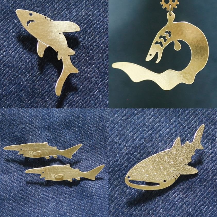 SAMEMAMILE's tweet photo. むーむむ
サメサメ会議での販売のお子達が到着🦈❤️そのダンボールさんを閉じていたのは、、、深海テーーーープ‼️やばいまぶい
#サメサメ会議
#たつみ
#ヘリコプリオン
#shark
#サメグッズ
#深海 https://t.co/LaFIXQakYV