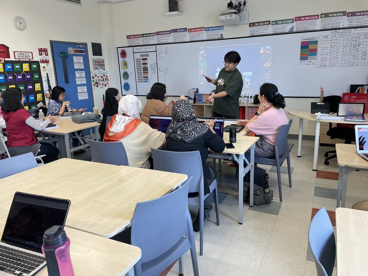 esthersspw's tweet image. Just completed an amazing AI differentiation training with our teachers! Great collaboration with @LingLitWong . Fantastic job, Ethan Raj and a big thanks to @ShumitaR for making it happen! #AI #Education #his_learning @InnovationHIS