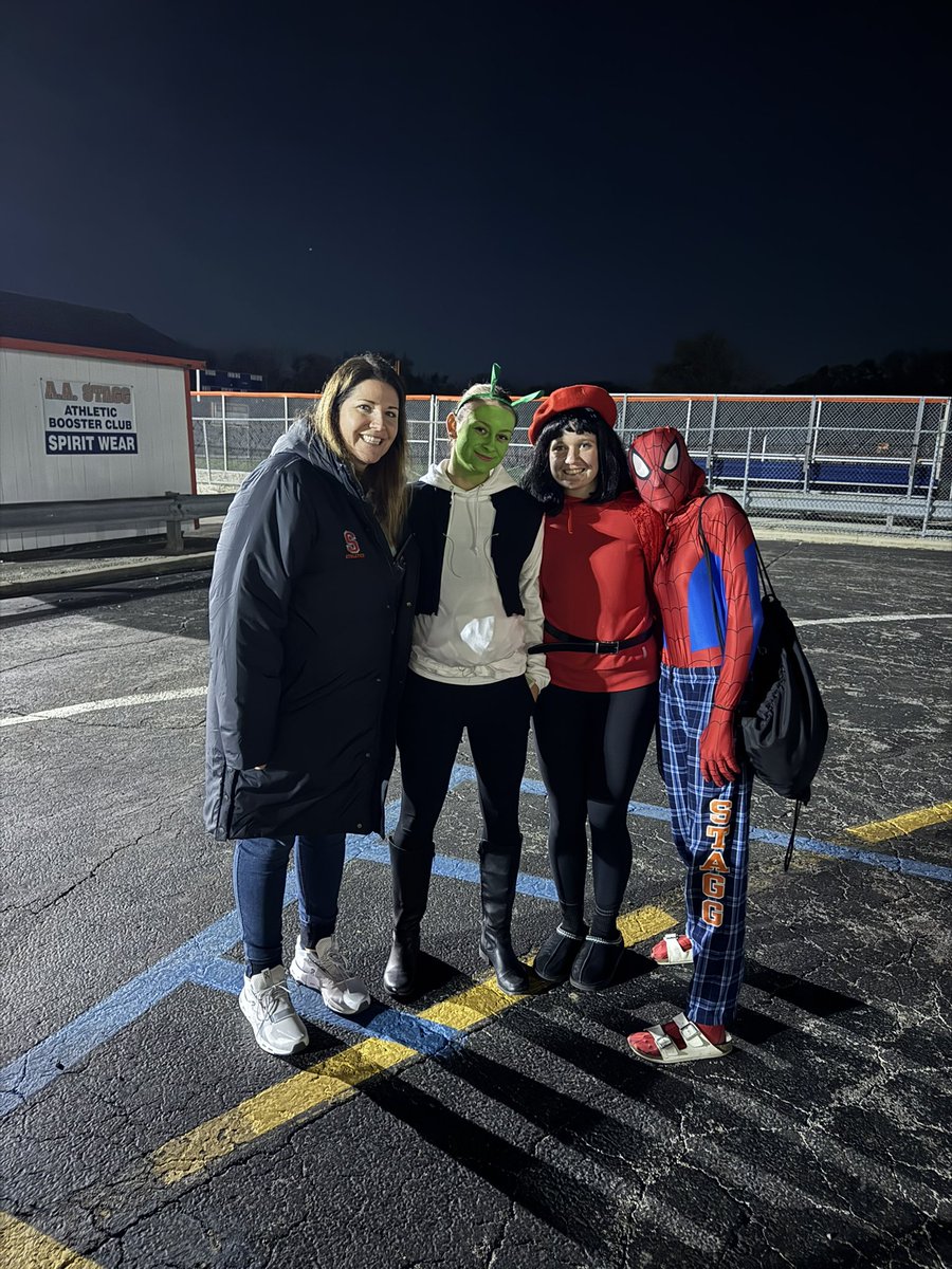 Mrs. Fishel tweet media