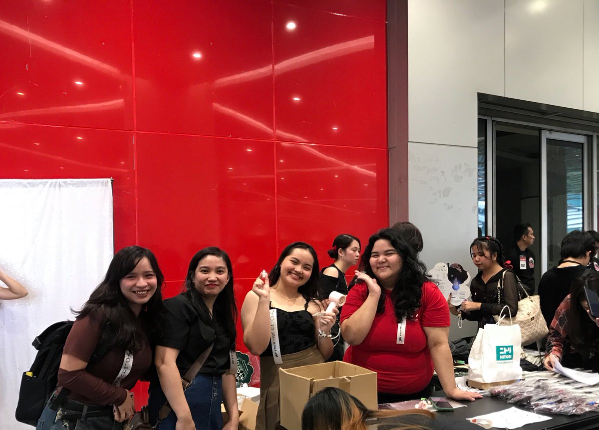 pulpliveworld's tweet photo. It's finally CHANYEOL day here at @TheBigDome! 🎉 Some EXO-Ls are already here, ready to enjoy a whole day filled with fun, excitement, and unforgettable memories! 🍒 

If you haven’t gotten your tickets yet, don’t worry—there are still some available at TicketNet outlets and online at https://t.co/gv5m4F55aJ

#CHANYEOLinMANILA2024