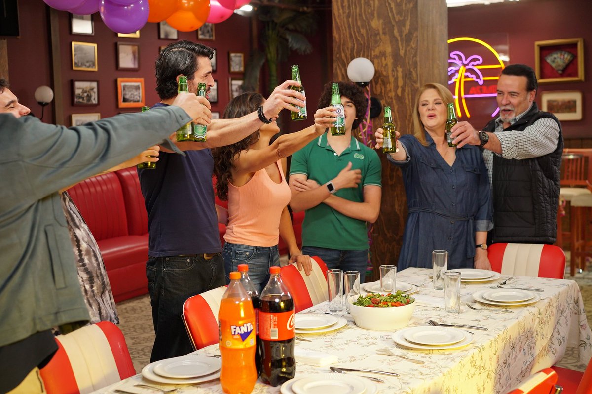 Celebran la llegada de Frida
#FugitivasEnBuscaDeLaLibertad, hoy Gran final 8:30 pm MEX, #ConLasEstrellas