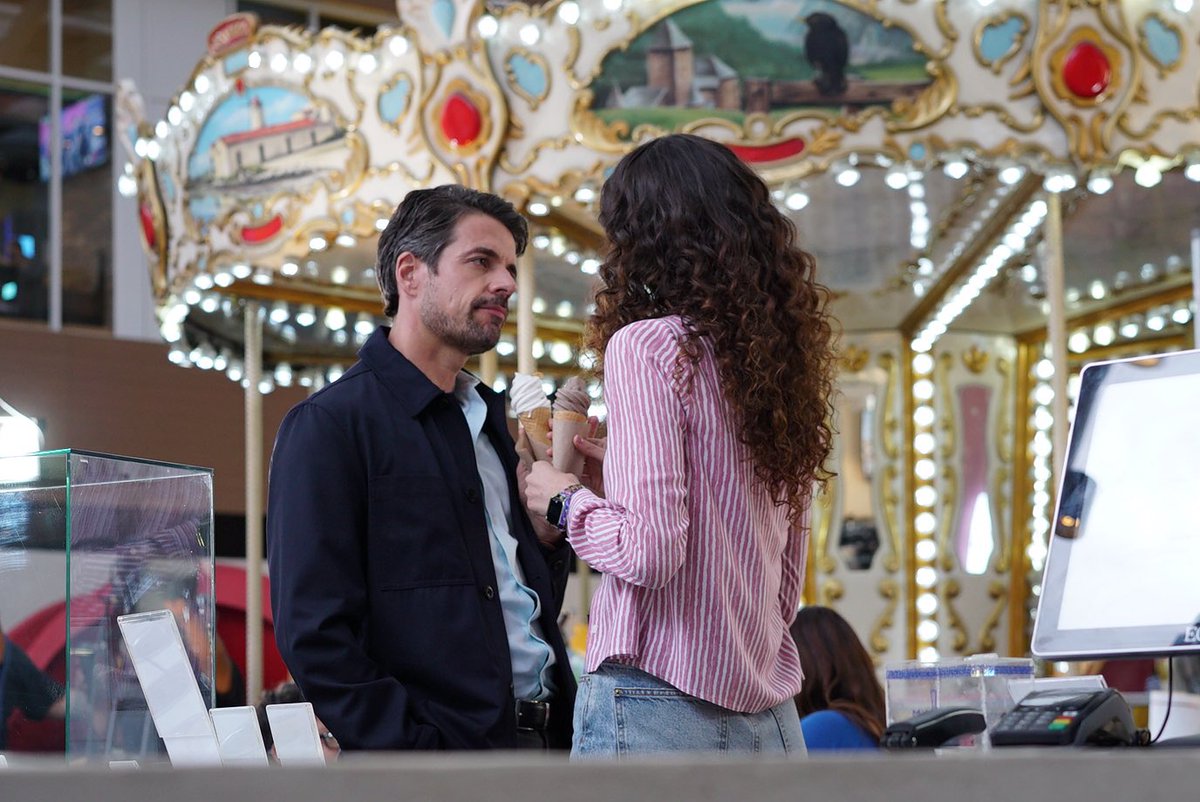 Amanda e Ismael formalizan una relación 
#FugitivasEnBuscaDeLaLibertad, hoy Gran final 8:30 pm MEX, #ConLasEstrellas