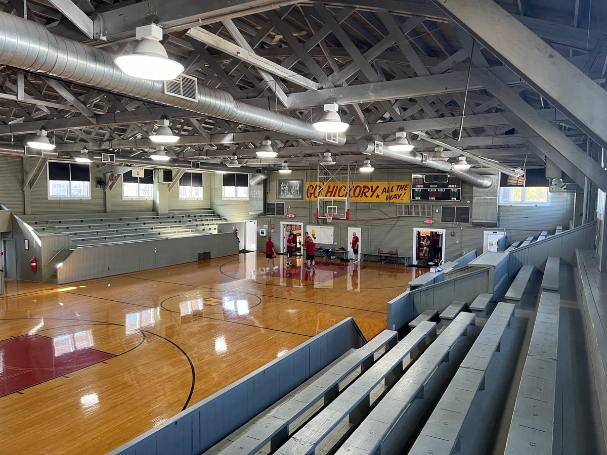kanehookstra's tweet photo. Great day at the Hoosier Gym.            Go Huskers, Hickory Huskers. https://t.co/vu6GZwzriW