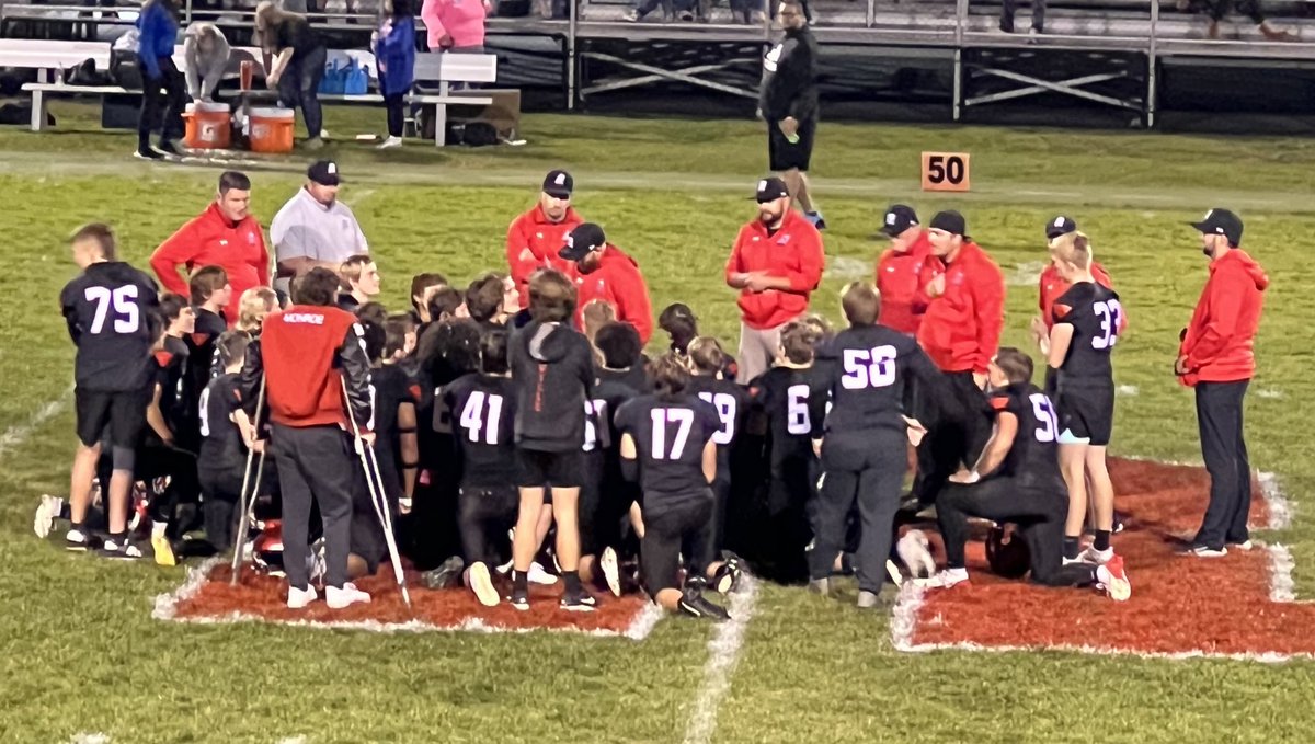 AthleticsRchs's tweet photo. RCHS Athletics: The Rushville Lions beat Greensburg tonight 58-0 winning the EIAC Championship! https://t.co/GR8KhQIujn