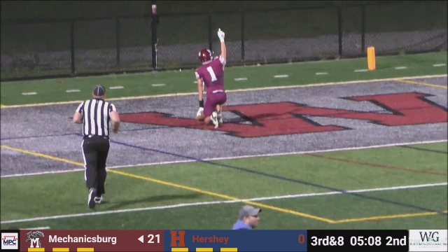 MicMikeMicMike's tweet photo. Score a TD - all the cool cats are doing it!  Another week, another win for the @GoMechanicsburg Wildcats,  this time 42-21 over Hershey.  Scores by Dom Baker, @justinbardo1, @thejoshsmith1, @elireider7, and Drake Dawson.  Great game for the O and D all around! https://t.co/TumhEwJ4iF