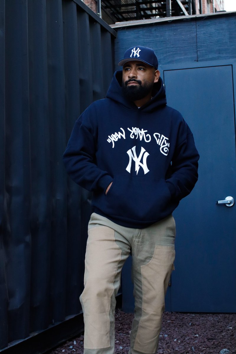 CFLNYCCO's tweet photo. Yankees go 3-1 let’s goooo!

This drop features two hoodies, track pants, tees also our NY fitted and socks! 

Also be sure to subscribe to our SMS list to get early access to future drops ! 

#CFLNYC #clothingbrand #streetwear #yankees #playoffs #mlb https://t.co/MlsGCbapSG