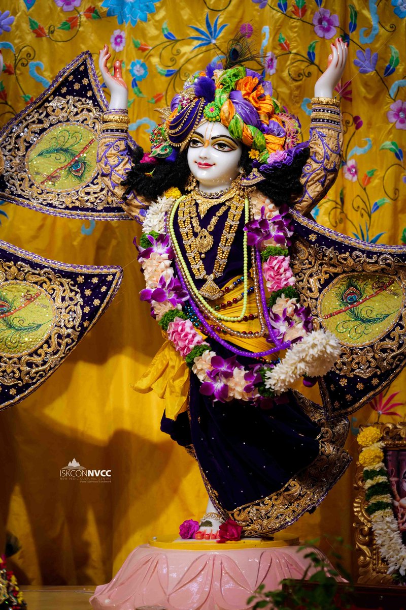 ISKCONPune's tweet photo. 🙏🏽Today's Darshan 📿 🗓19-10-2024🙏
🌷Sri Sri Gaur Nitai🌷
🚩@ISKCONNVCCPune🚩
.
.
#Kartik #OfferDiyaToKrishna #KartikMonth
#Kartik2024 #DamodarMaas #Kartikmonth
#ISKCONNVCC #ISKCONPune #ISKCONNVCCPune #ISKCON #19thoctober #19thoctober2024 #Saturday
#Radheshyamdas #Radheradhe https://t.co/1pXLIdKYjN