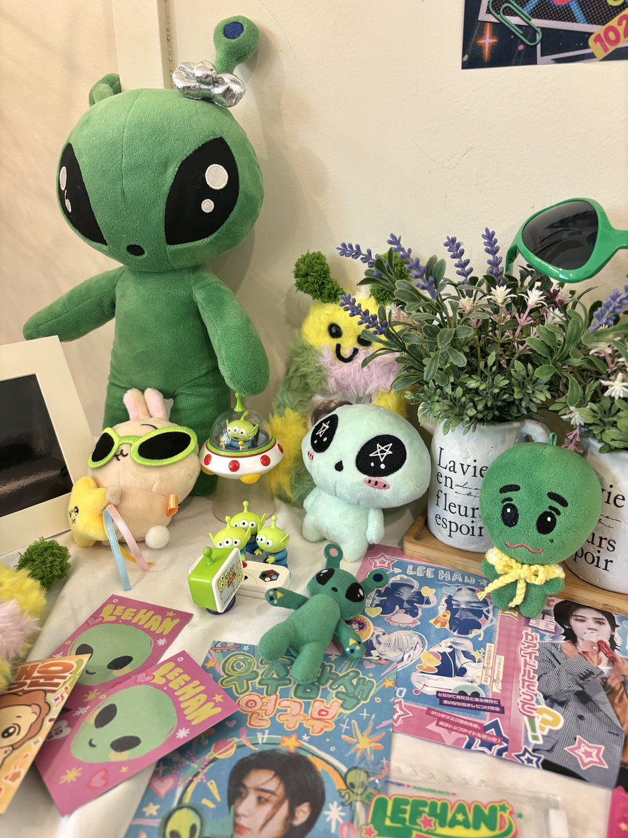 oeghani's tweet photo. 💚🏠👽왹져넥스트도어👽🏠💚

#삐삐삐_외계인의_흔적_탐_색_완_료_삐삐zzz   
#이한   #LEEHAN   
#BOYNEXTDOOR   #보이넥스트도어 https://t.co/mqoifRVLEC