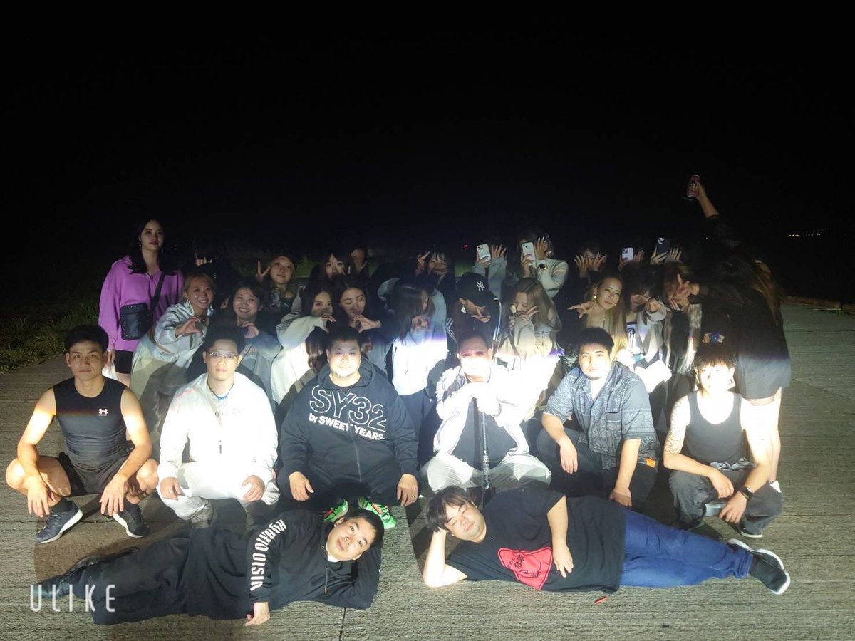 shon7_7's tweet photo. .
今年は暑かった🎇 https://t.co/nhd25aT4CM