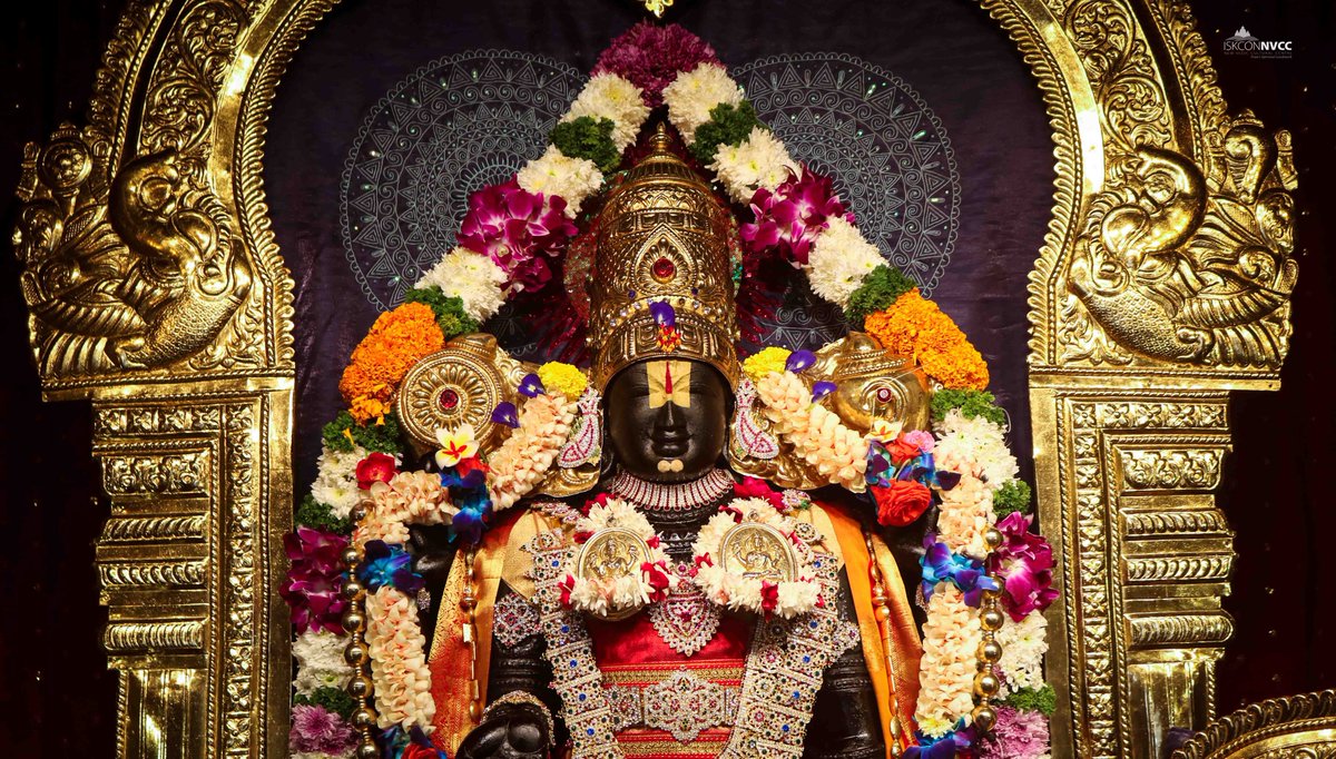 ISKCONPune's tweet photo. 🙏🏽Today's Darshan 📿 🗓19-10-2024🙏
🌷Sri Balaji🌷
🚩@ISKCONNVCCPune🚩
.
.
#Kartik #OfferDiyaToKrishna #KartikMonth
#Kartik2024 #DamodarMaas #Kartikmonth
#ISKCONNVCC #ISKCONPune #ISKCONNVCCPune #ISKCON #19thoctober #19thoctober2024 #Saturday
#Harinaamsankirtan #Radheshyamdas https://t.co/mOrjUexNxf