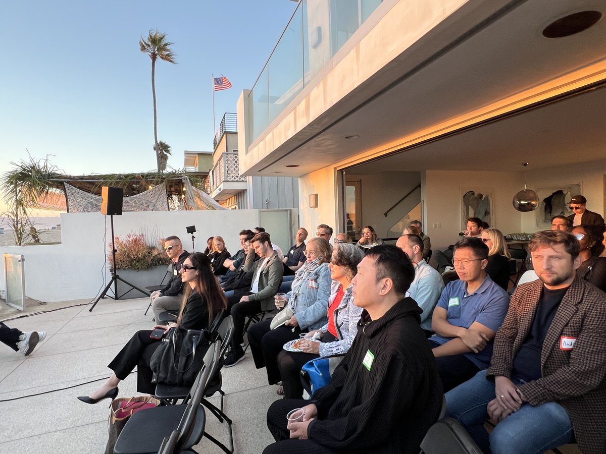 Techweek_'s tweet photo. Amidst a stunning backdrop, an impactful evening of dialogue unfolded around Responsible AI, featuring insights from leaders in government, industry, and academia. 🌍 Panelists stressed the importance of collaboration across sectors to guide the future of AI ethics. #LATechWeek @AILA_Community