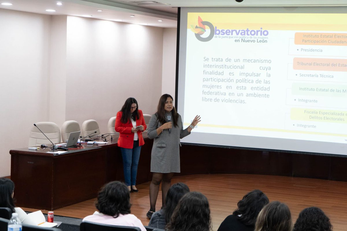 Alejandra_E_Q's tweet photo. ⚡️💜Muy contenta de esta tarde haber compartido con jóvenes políticas de @AunaMexico los logros y retos en tema de paridad, Violencia política contra la mujer en razón de género  y mis experiencias de ser mujer e integrar instituciones como el @ieepcnlmx 🫶🏼 https://t.co/H6wQ81d2fQ