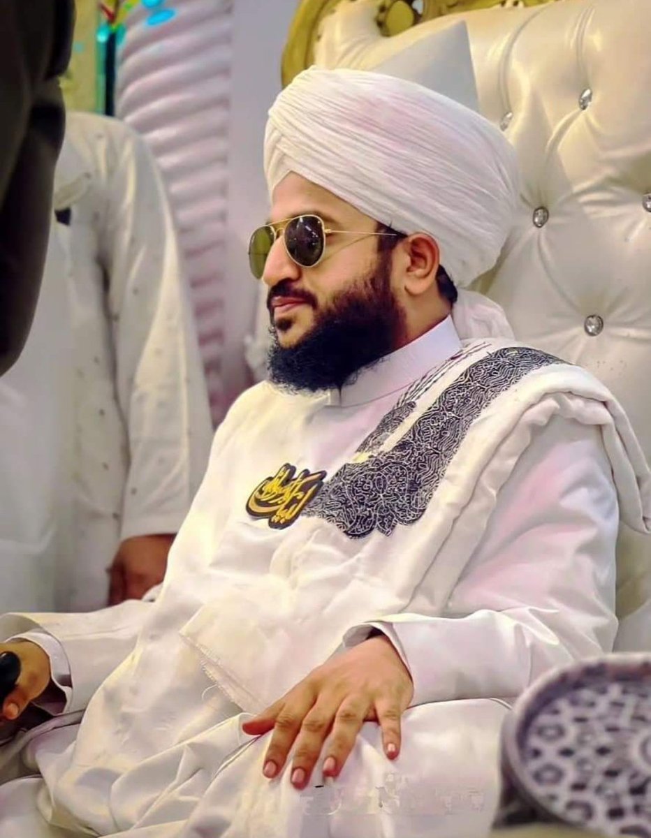 afsarkodlipet's tweet photo. Alhamdulillah❤️
Big News.

With Allah's mercy and your prayers, the Supreme Court has quashed the unjust "PASA" charges on @muftisalman_.

After 10 months, he's finally being released. 

Justice has prevailed!
Welcome Back Salman Azhari Sab....Allah aap ko salamat rakhe..ameen

 #MuftiSalmanAzhari
#Relesesalmanazhari