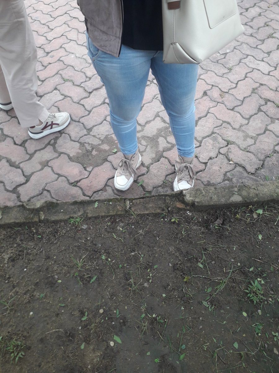 Armen793's tweet photo. Dibalik jeans antara dua paha surga untuk mu.. sini nikmatilah aaacchh.. https://t.co/bTnyNbFl3T