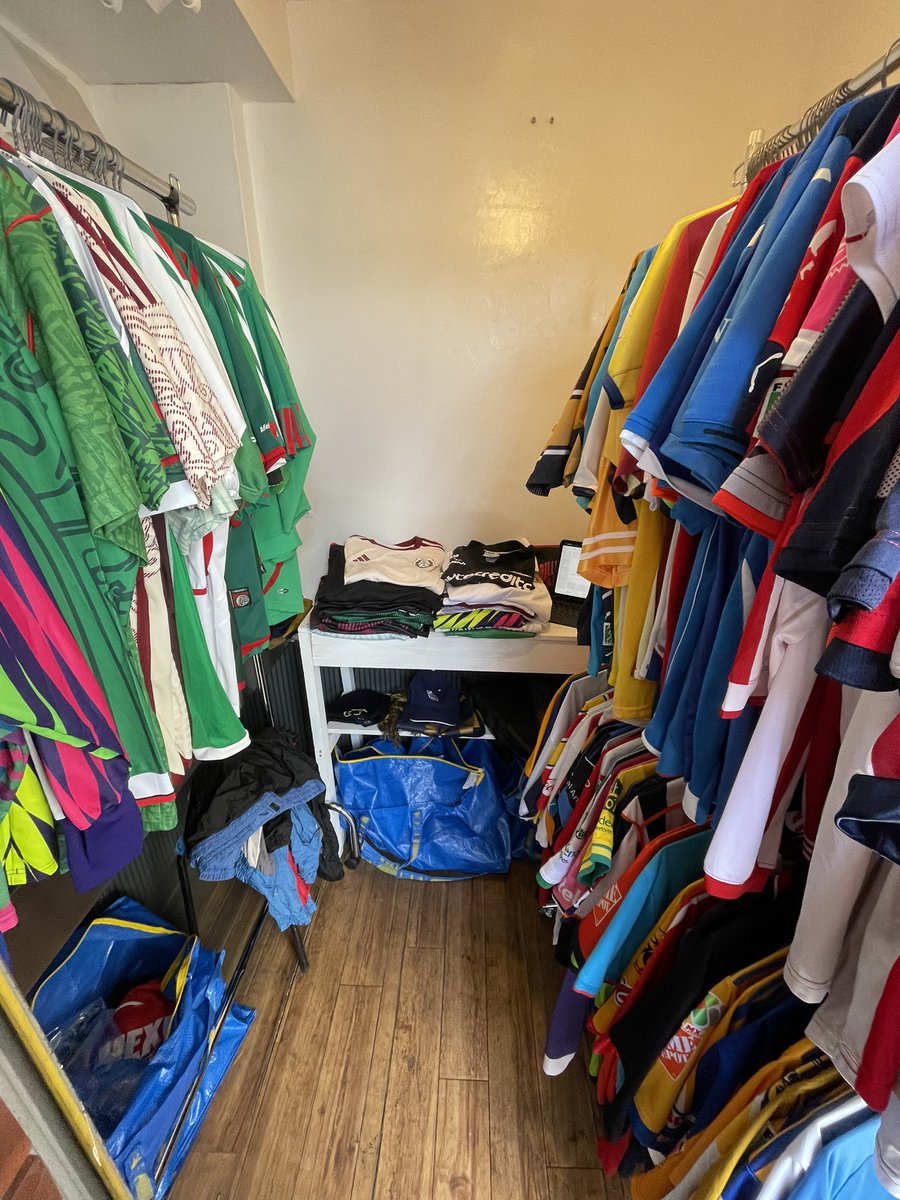 メヒコのサッカーシャツ古着の即売会🇲🇽⚽
La Tienda Camisetas y Jerseis de Futbol Mexicano
￼
️ 2024.10.19（SAT）20（SUN） 11:00〜20:00 @ 中野FATBROS