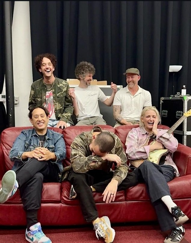 Saralpfamily's tweet photo. Your joy and happiness mean a lot to me @linkinpark ❤
#partofsomething #LinkinPark #FromZero https://t.co/EZ6hTjwXmA