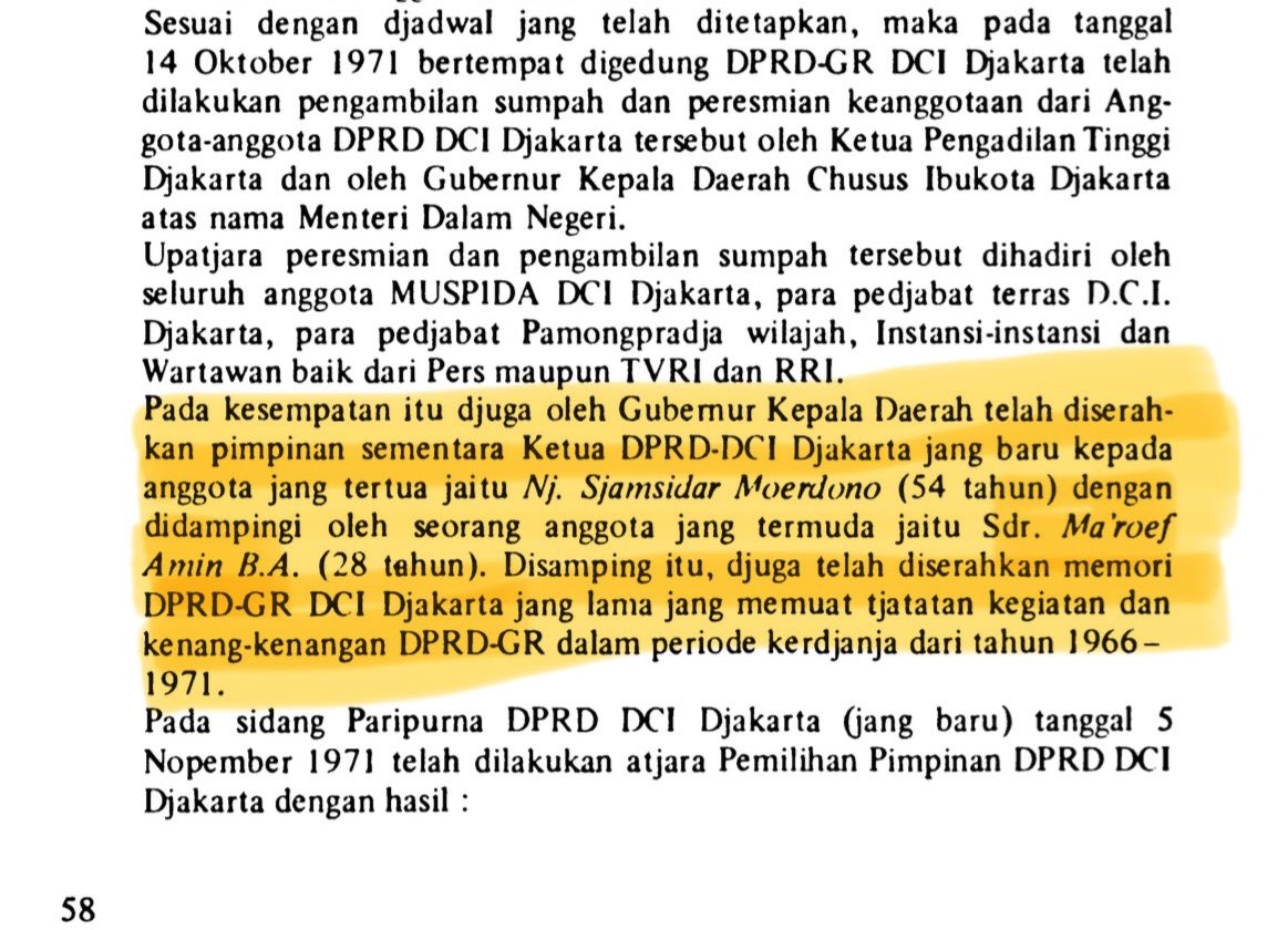 mazzini_gsp's tweet photo. Terima kasih K.H. Ma’ruf Amin di hari tua tetap berkontribusi bagi Indonesia. Setengah abad sudah (53 tahun) karir politik Mbah Yai Ma’ruf. 
Sejarah mencatat, di tahun 1971 anggota DPRD Jakarta termuda (usia 28)  bernama Ma’ruf Amin masuk pertama kali berpolitik di legislatif. Politisi muslim yg lebih senior bahkan mufakat menjadikan beliau Ketua Fraksi Partai Islam walau dirinya baru masuk parlemen.

Kyai Ma’ruf yang gak pernah bolos rapat selama menjadi berkarir di lembaga legislatif 1971-1982 membuatnya dikenal sebagai pengkritik keras Golkar, Soeharto dan Ali Sadikin. Tapi uniknya hubungan Kyai Ma’ruf dengan Ali Sadikin malah saling akrab lewat diskusi.
Begitu pun Soeharto yang sering minta pendapat objektif Kyai Ma’ruf, bahkan sampai Soeharto mau lengser pun mengundang Yai Ma’ruf & tokoh muslim lain untuk dimintai pandangannya saat 1998

Jika Soeharto yg seorang otoriter pun segan dengannya. Tolong Mbah Yai maafkan publik yg meledek, menggapmu gak bisa apa-apa karena mereka melihat di th 2019-2024🙏🏻