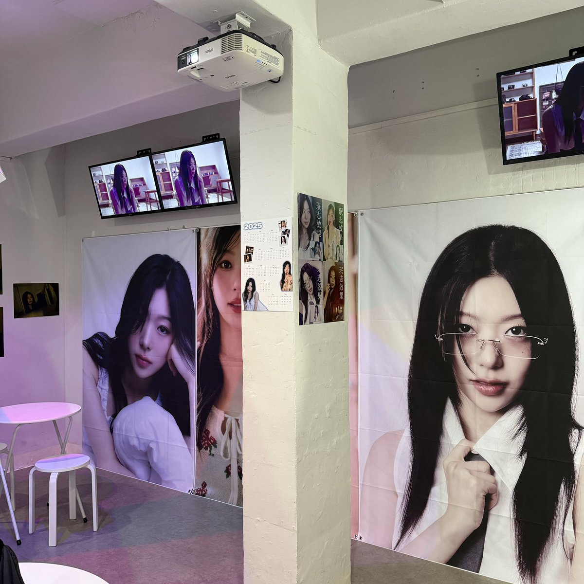 jmjloveyou's tweet photo. 𝙈𝙄𝙉𝙅𝙀𝙀 9𝙏𝙃 𝘿𝙀𝘽𝙐𝙏 𝘾𝘼𝙁𝙀 𝙀𝙑𝙀𝙉𝙏

ਏਓ ⋆ ⋆ ⋆ ㋉ ㏴
[ 珉志效果 ]

카페 디피가 완료되었습니다!🩵 https://t.co/Degs1LwEcP