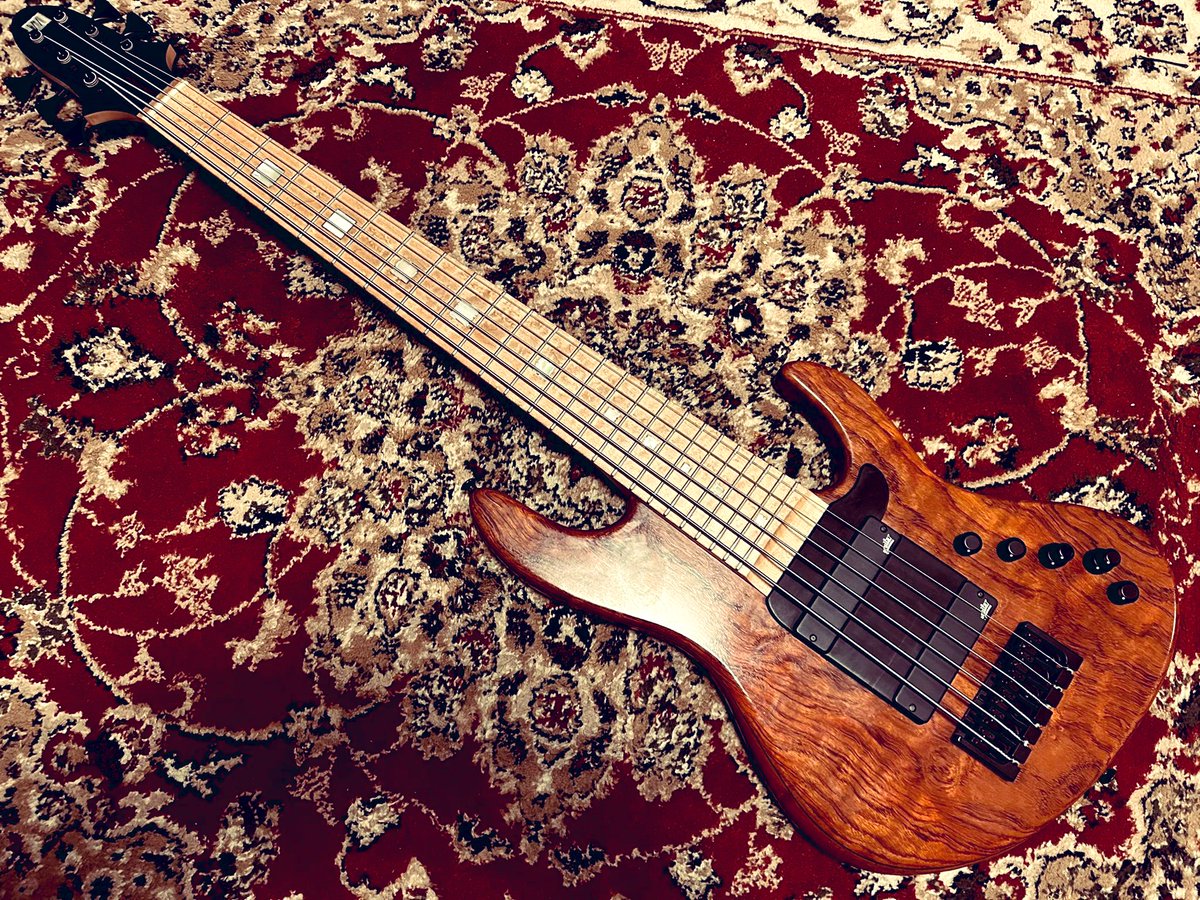 #ベースってかっけーなー