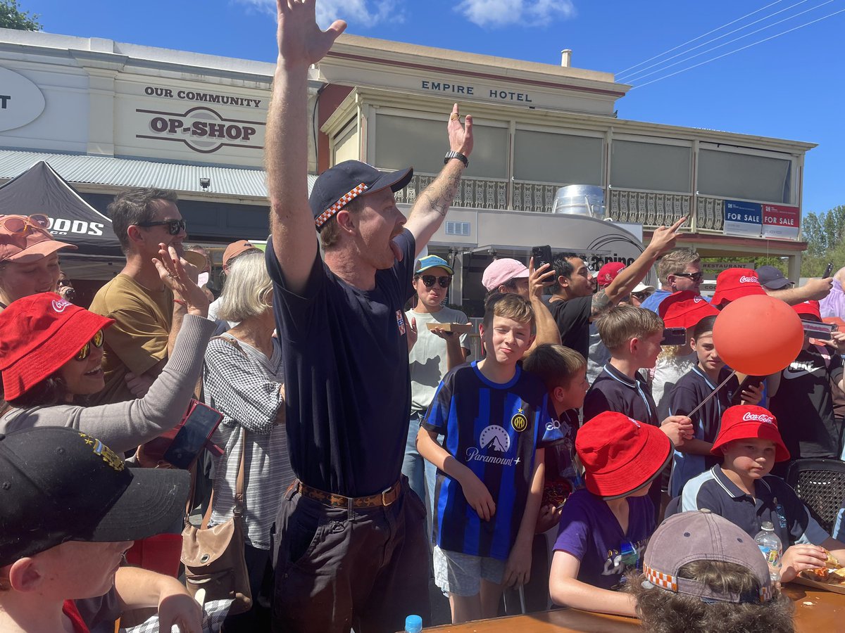 anthony bunn (@adbunn) on Twitter photo SES member celebrates after downing three pies in around two minutes to win contest as part of Beechworth Bakery 40th birthday celebrations. SES member celebrates after downing three pies in around two minutes to win contest as part of Beechworth Bakery 40th birthday celebrations.