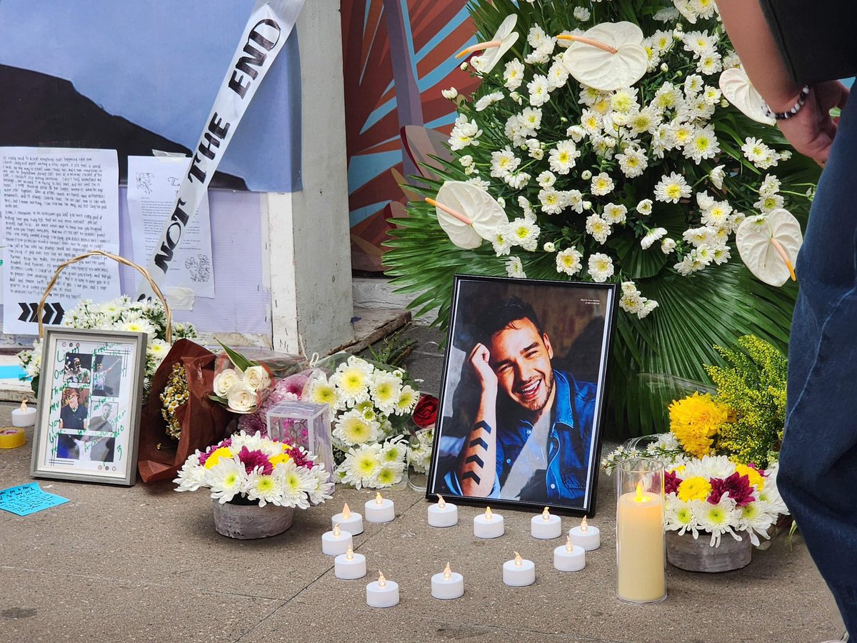 LIAMPHL's tweet photo. Liam, we hope you are seeing us up there 🌟 

#ForLiam #LiamInOurHearts https://t.co/X94frHoqm3