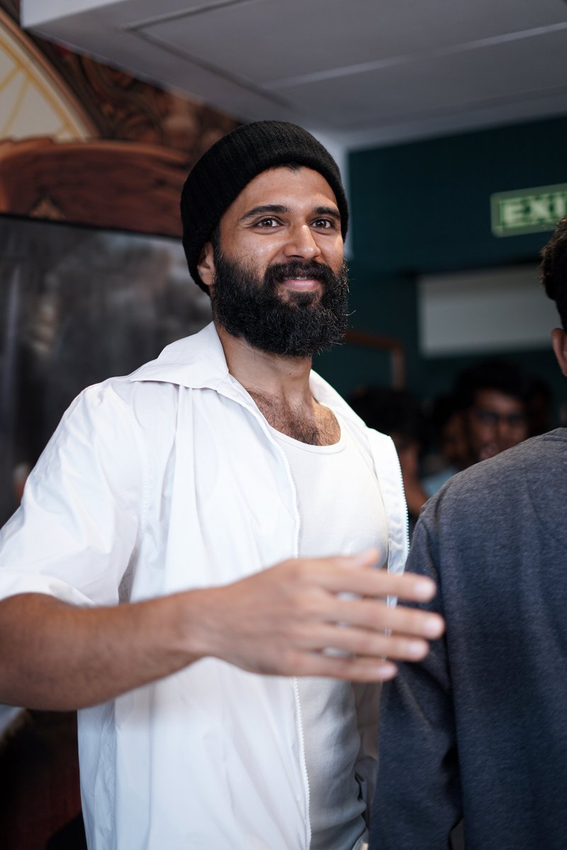 TeamDeverakonda's tweet photo. Chillin’ in style. Casual vibes, bold presence.

#VijayDeverakonda #VD12 https://t.co/FpIzsdjoPL