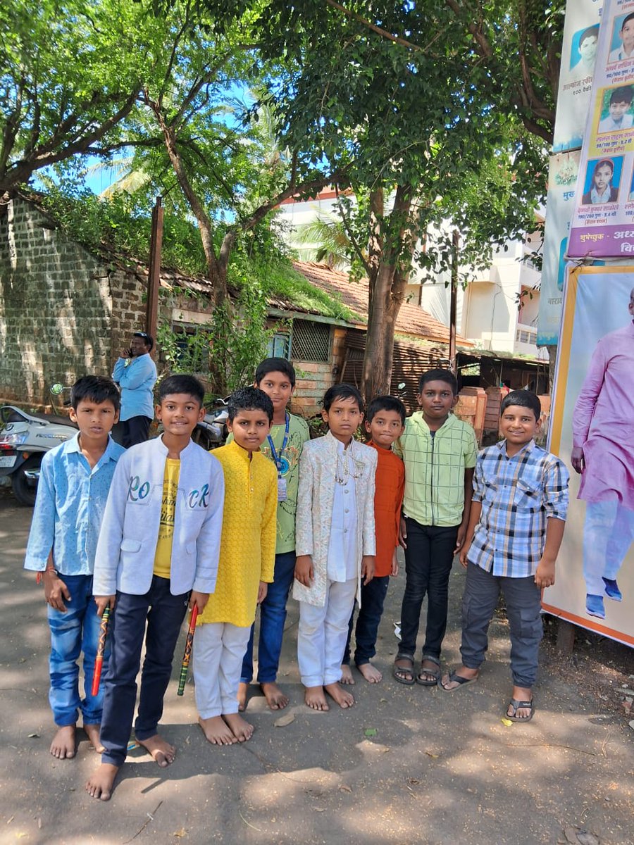 ApruSundar's tweet photo. Archrenushwar and friends https://t.co/rc9OEcsQeS