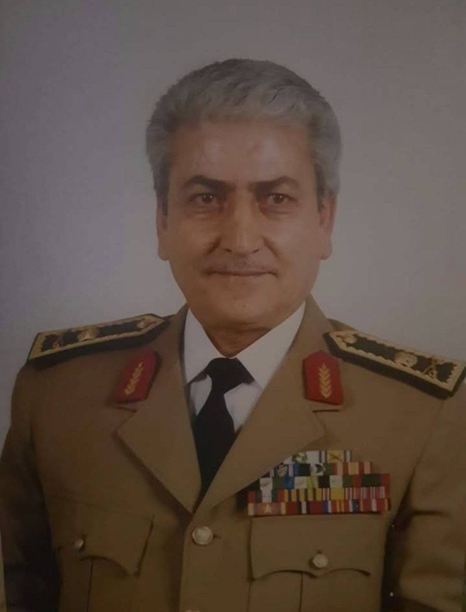 ALAAALDIN71A's tweet photo. نفوق اللواء حسن خليل  رئيس شعبة المخابرات العسكرية السورية السابق في الفترة من 2000 إلى 2005. https://t.co/NXOwdIEPcQ