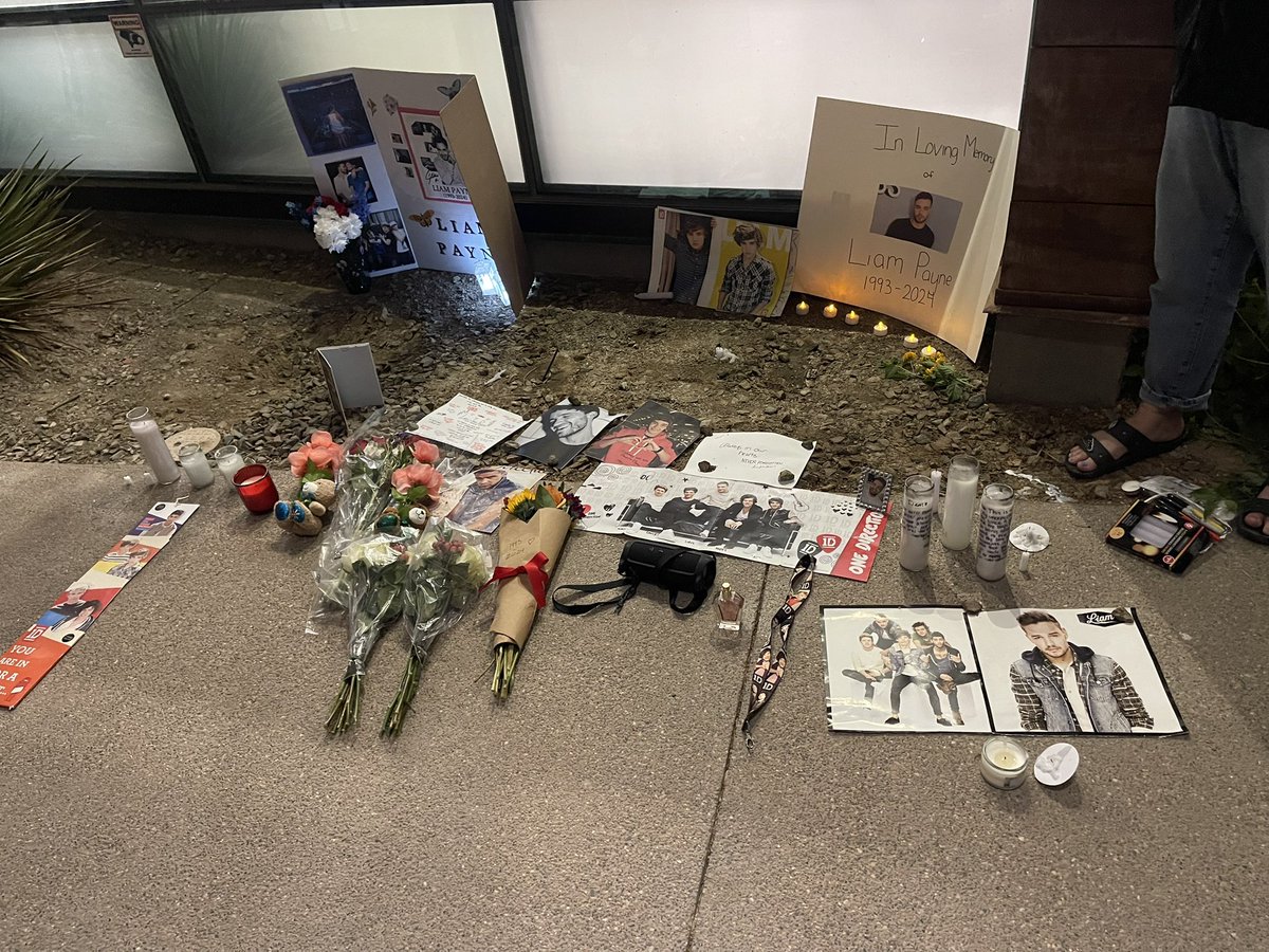 flickerrhxran's tweet photo. Goodbyes are bittersweet, but it’s not the end, I’ll see your face again🤍

Rest in peace Payno🤍
Aug 29, 1993 - Oct 16, 2024

Glendale Heroes Regional Park

Thank you for organizing tonight @satxllitrry 🤍

#LiamPayne #OneDirection https://t.co/AUrD71p1Ir