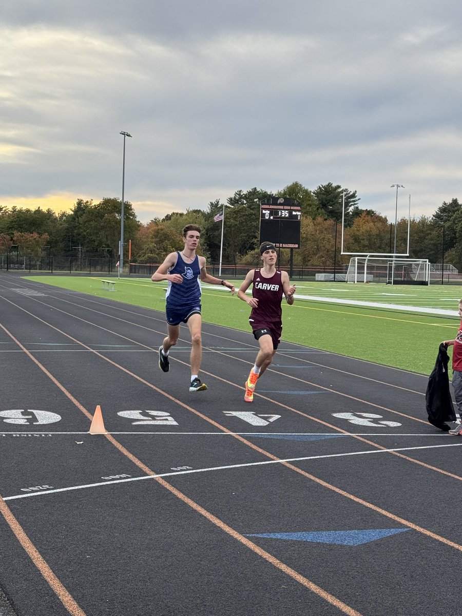 CrusadersTF's tweet photo. Jake Holden crossing the finish line at 17 minutes 7 seconds, David Savastano crossing at 18 minutes 56 seconds and Caleb Perkins crossing at 18 minutes 29 seconds! PRs for so many athletes in our meet versus Middleborough! https://t.co/VUD3UKJlhc