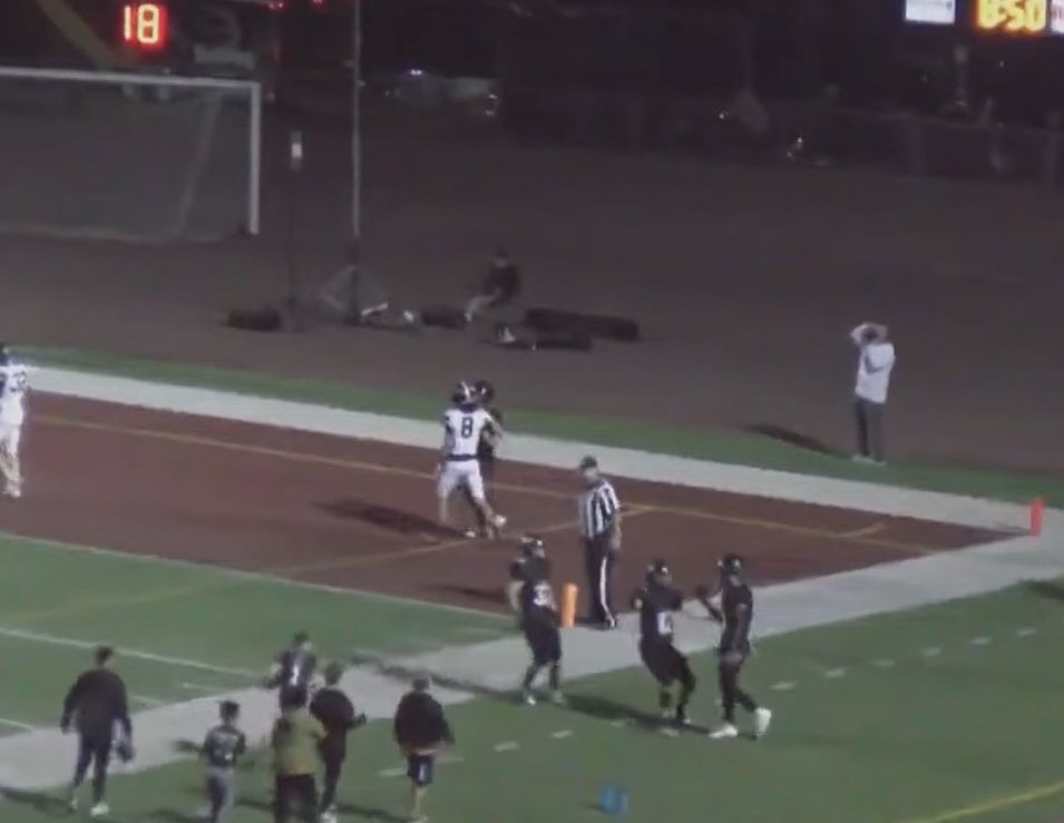 KCAU 9 SportsZone (@sportszonekcau9) on Twitter photo EAST EARNS BIG WIN OVER AMES!
<a href="/sceastfootball/">BlackRaiderFootball</a> picks up his third consecutive victory over Ames, defeating the Little Cyclones 56-34!
Thanks to our friends at <a href="/metrosportstv/">MetroSportsTV</a> for the highlights. <a href="/EHS_SCCSD/">East High School | Sioux City, IA</a>
WATCH HERE 🏈⬇️
siouxlandproud.com/sports/high-sc… EAST EARNS BIG WIN OVER AMES!
<a href="/sceastfootball/">BlackRaiderFootball</a> picks up his third consecutive victory over Ames, defeating the Little Cyclones 56-34!
Thanks to our friends at <a href="/metrosportstv/">MetroSportsTV</a> for the highlights. <a href="/EHS_SCCSD/">East High School | Sioux City, IA</a>
WATCH HERE 🏈⬇️
siouxlandproud.com/sports/high-sc…