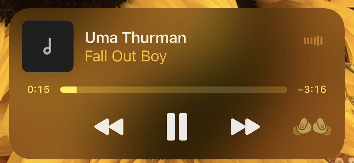 XandromedaB's tweet photo. It’s like my Spotify knows I’m spending the weekend in Vegas…👀 https://t.co/Cx3IgT4B5s