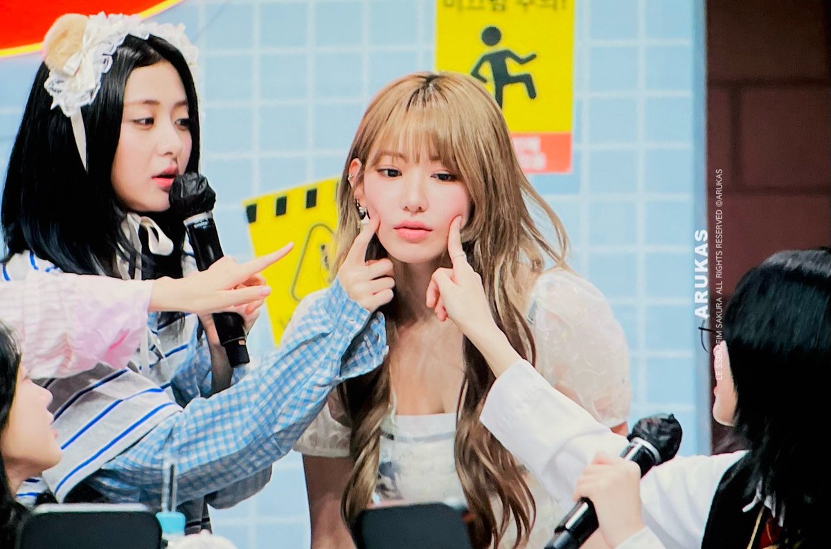 𝐀𝐑𝐔𝐊𝐀𝐒 tweet media