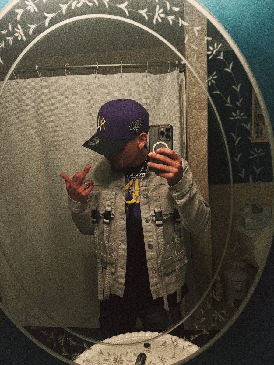 vrivers_'s tweet photo. ROMPEDERAAAA✨✨☔️☔️🔥🔥 https://t.co/AbxgLWQL6r