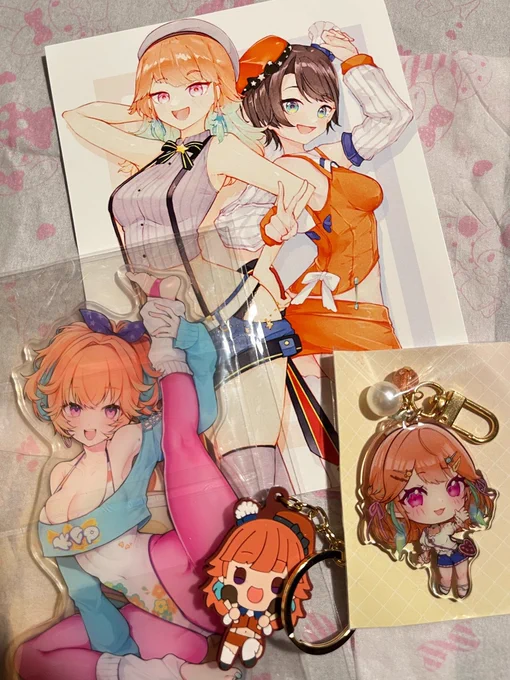 Kiara happiとanime NYCからプレゼントをもらいましたありがとうございます! 