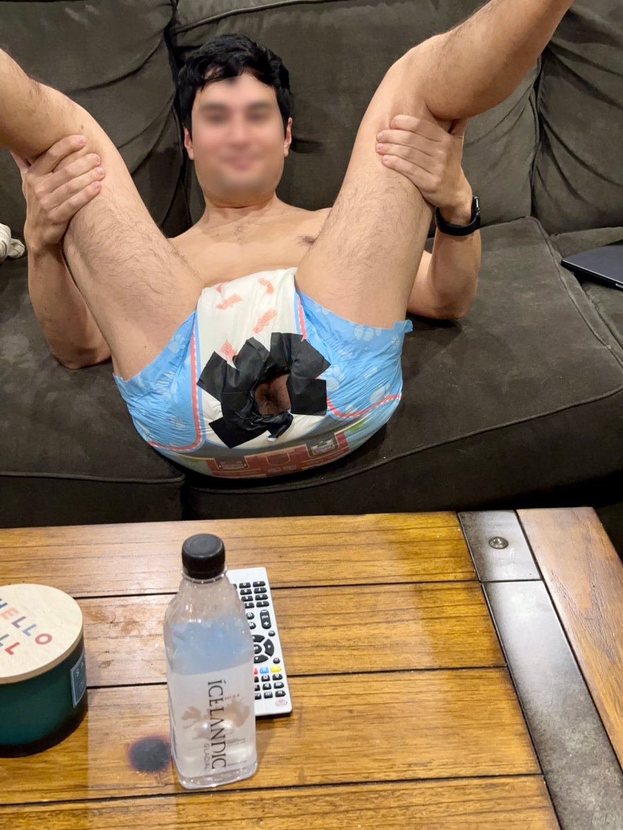 Untitled Pup 🔜 🧢 con tweet media