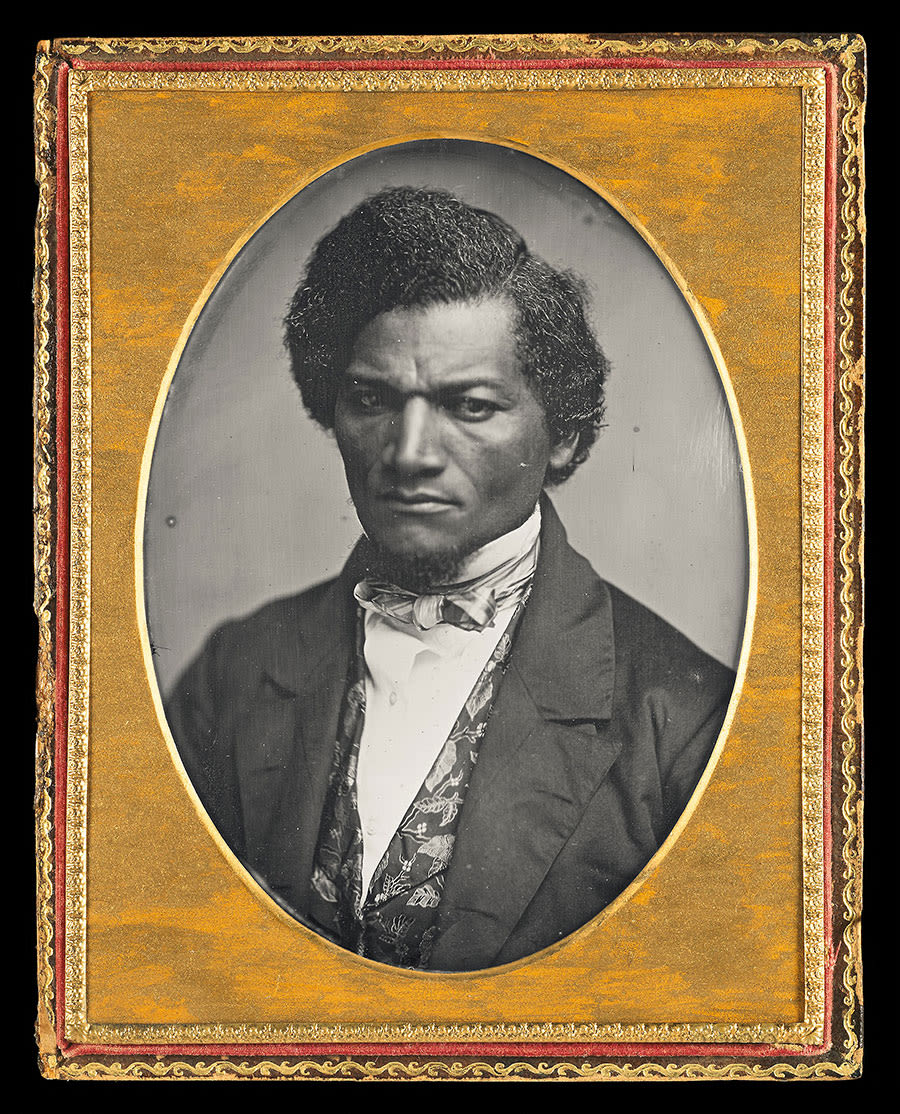 Europeanaeu's tweet image. The name #FrederickDouglass is known around the world today, synonymous with the abolition of slavery in the United States. Douglass wrote several autobiographies, detailing his life and experiences. Read our blog to learn more➡️ bit.ly/2M7vRRq
#BlackHistoryMonth